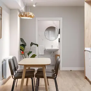 https://hibilbao-apartments.bilbaohotelsspain.com