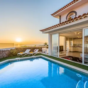 https://luxury-villa-ocean-view-costa-adeje-tenerife.tenerifehoteles.net